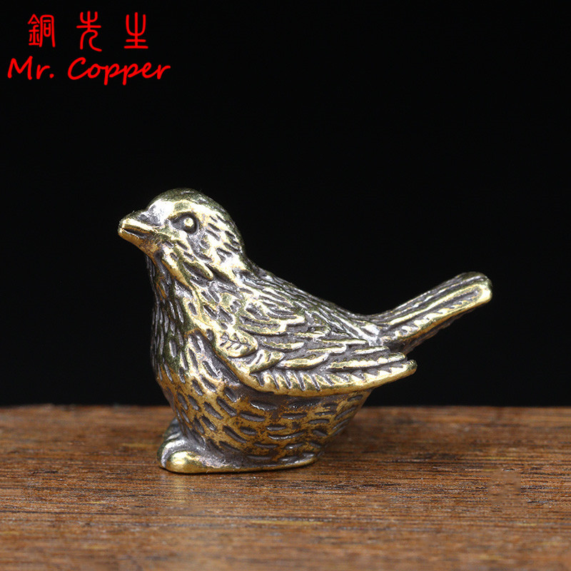 Desk Setup Retro - Small Sparrow Statue Metal Brass Tea