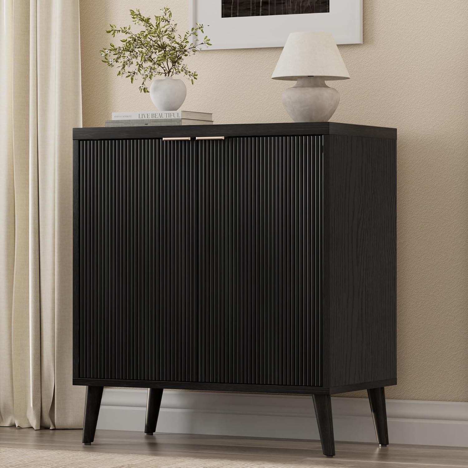 Fluted Buffet Cabinet With Sto - Desk Setup Shelves recension och pris